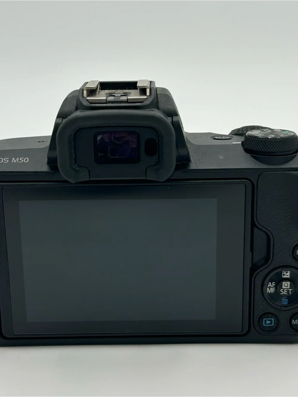 Canon EOS M50 Mirrorless Camera with Carrying Bag